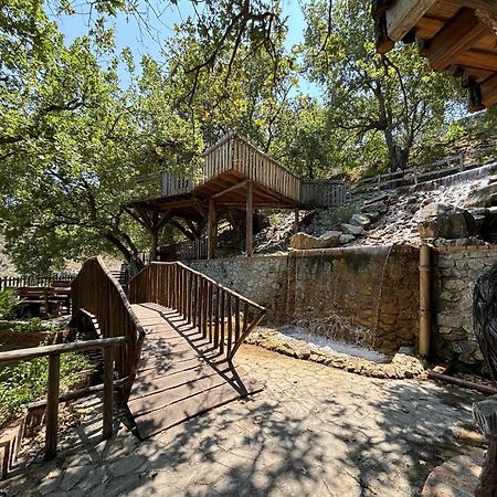 B & B Le Casette Sull'Albero Di Villa Alba Mesyna Zewnętrze zdjęcie