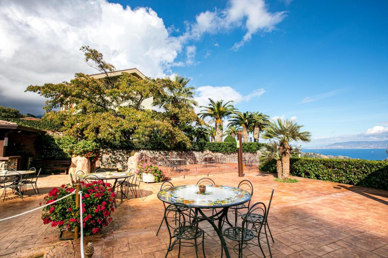 B & B Le Casette Sull'Albero Di Villa Alba Mesyna Zewnętrze zdjęcie