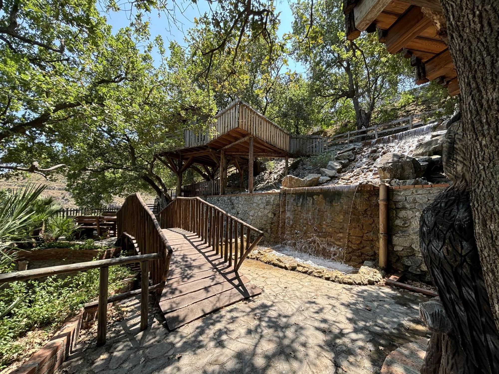 B & B Le Casette Sull'Albero Di Villa Alba Mesyna Zewnętrze zdjęcie