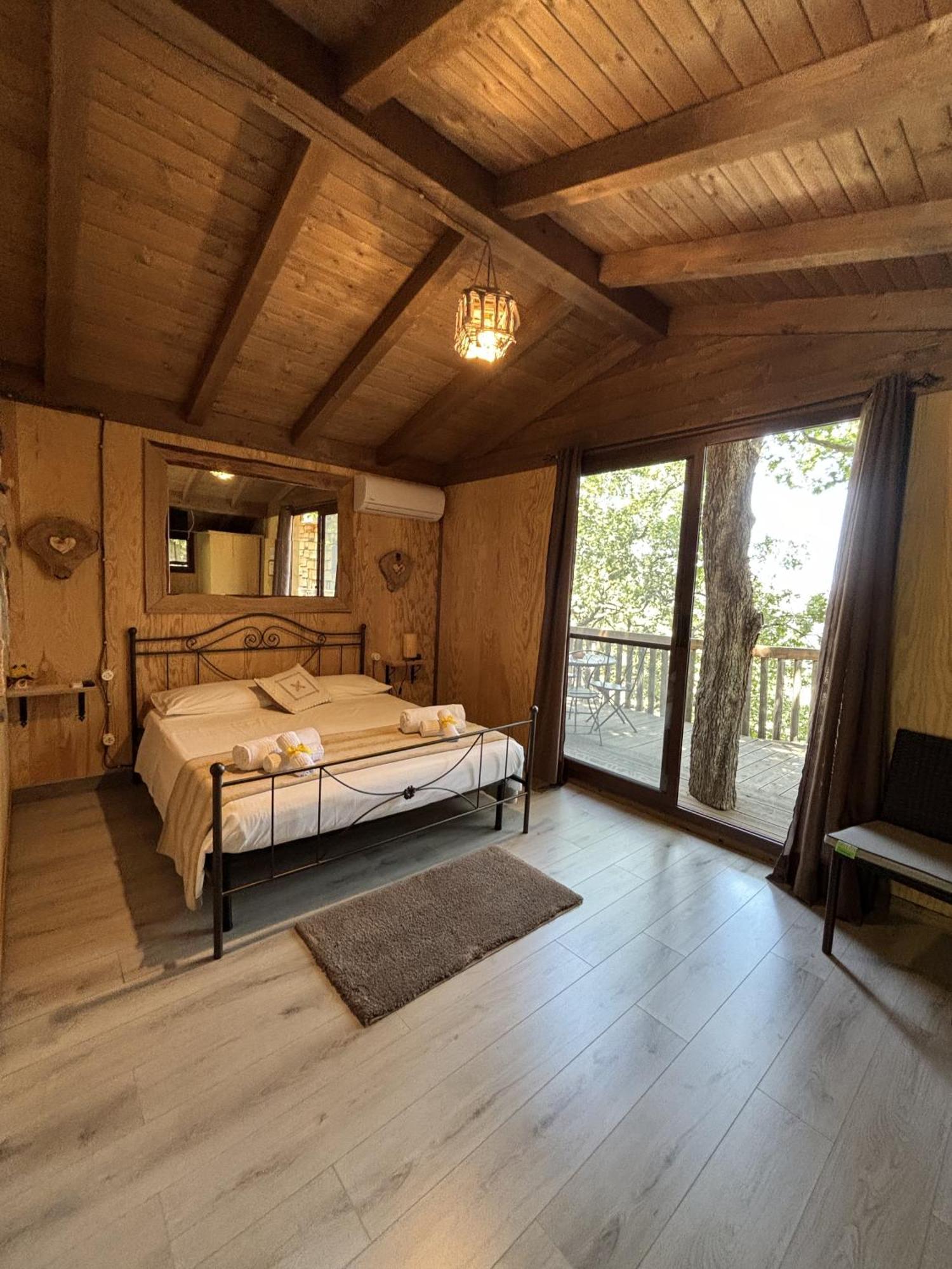 B & B Le Casette Sull'Albero Di Villa Alba Mesyna Zewnętrze zdjęcie